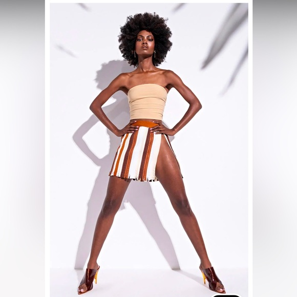 NWOT Akira Zipper Skirt - Picture 3 of 12